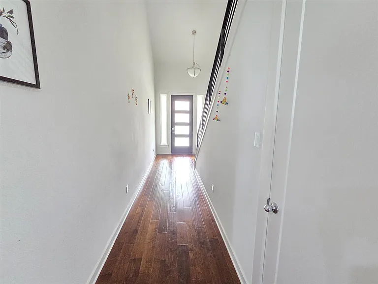 1225 Westborough Ln #17 — Photo 4
