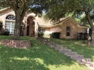313 Fannin Dr, Hewitt, TX 76643