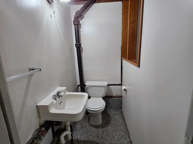 garage bathroom