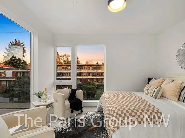 8453 Delridge Way SW — Photo 23