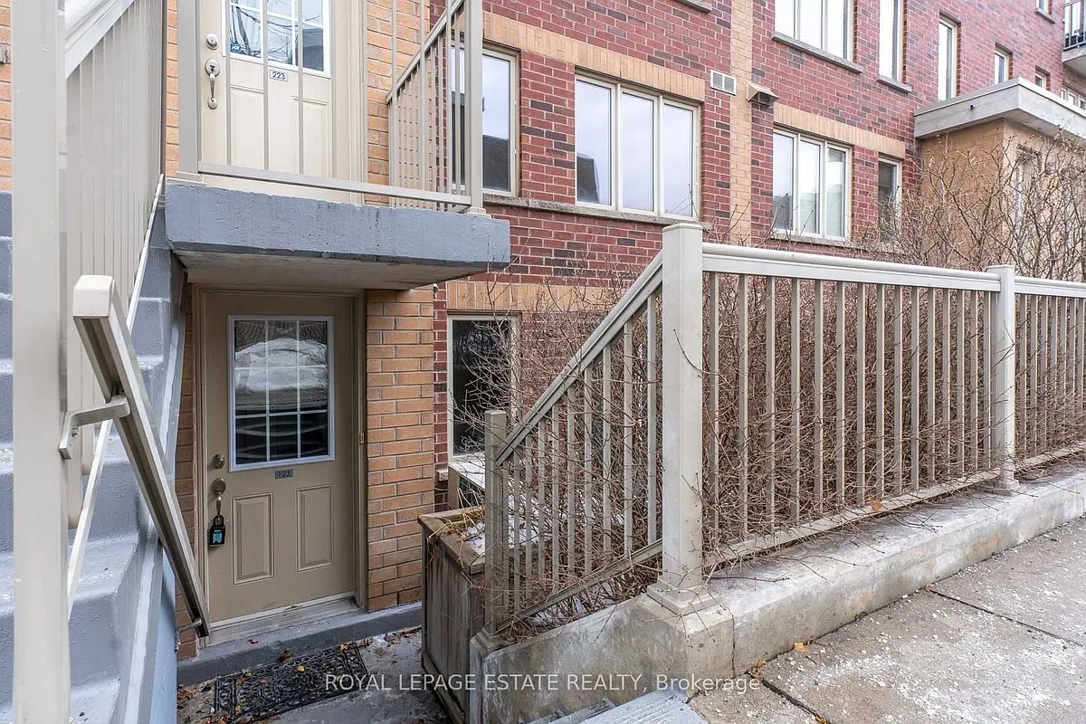 Building Photo - 20 Elsie Ln #123