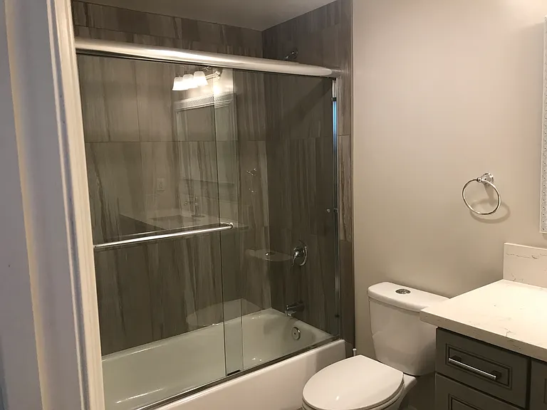 5302 Cleon Ave #102 — Photo 32
