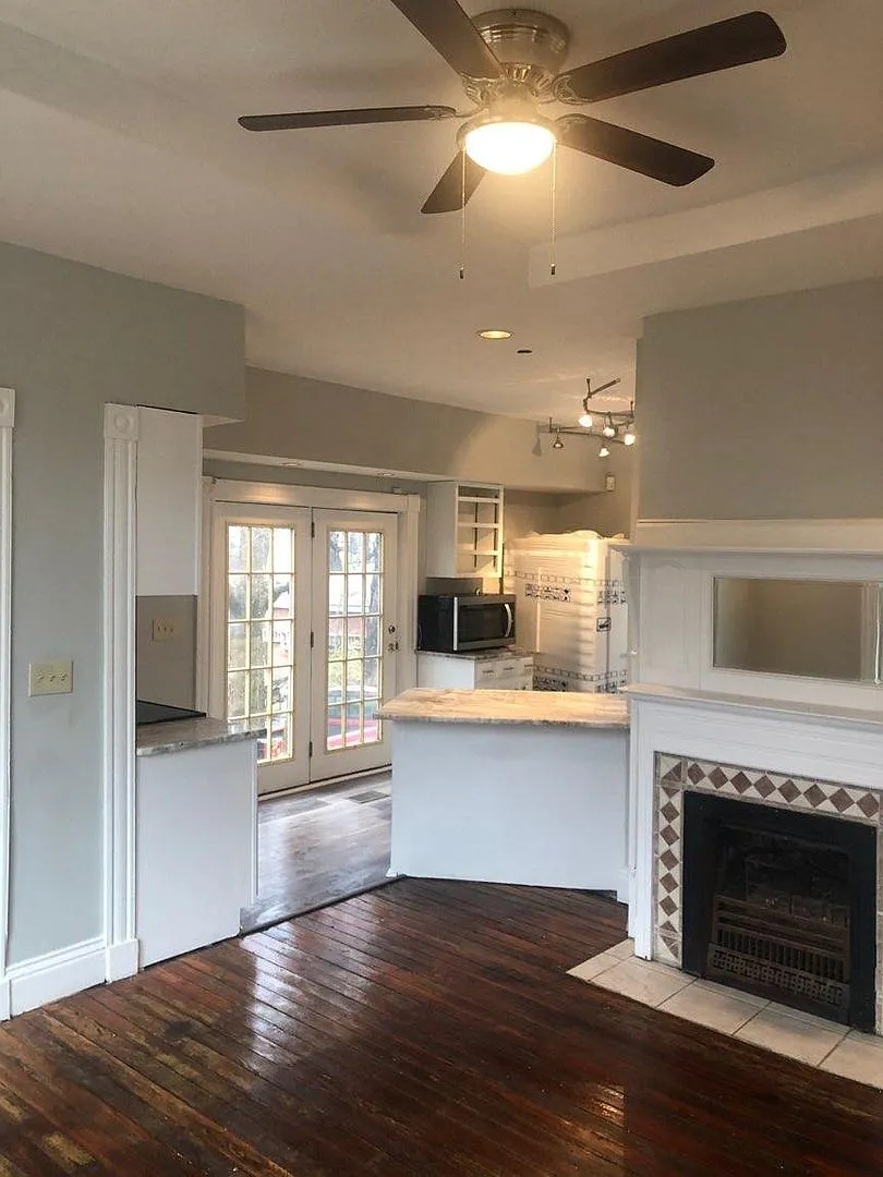 Coming Soon_ Remodeled 3 Bd/1 Bth Home In Avondale — Photo 2