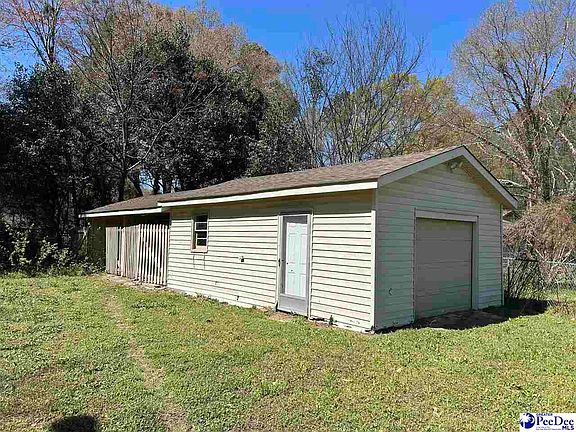 4th image of 1601 Florence St