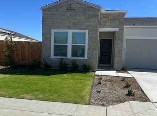 6185 E Robinson Ave, Fresno, CA