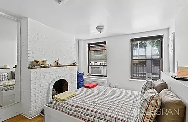 Rented by (Legacy) Elegran