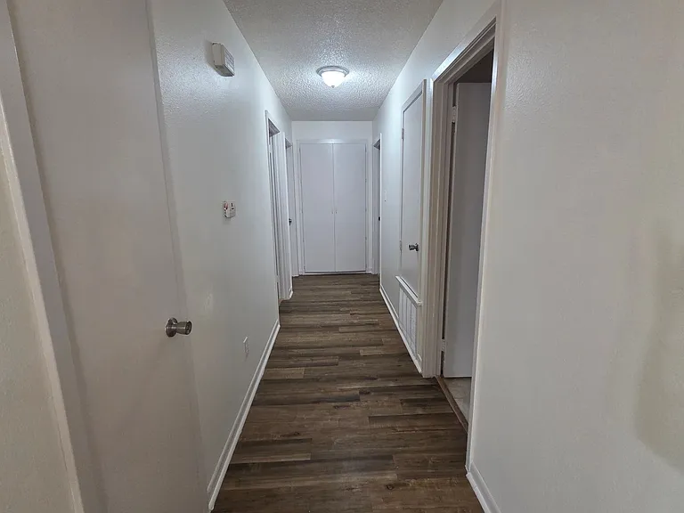 450 Plum Hollow Blvd — Photo 8