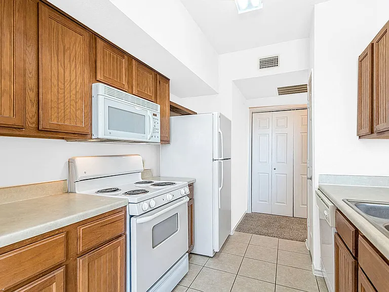 The Portofino 55+ Apartments — Photo 15