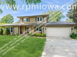 2815 Woodland Ave, West Des Moines, IA 50266