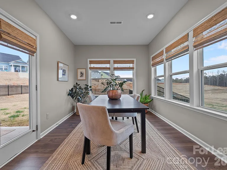 157 Montgomery Pl — Photo 11