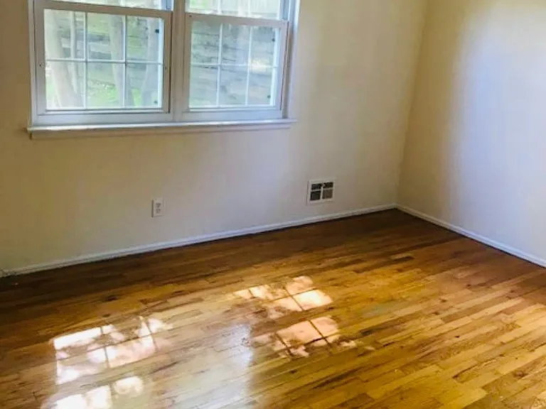 12 Valentine Ave #4 — Photo 3