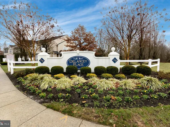 3908 Buxmont Rd, Marlton, NJ 08053