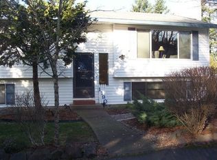 1190 NW Riverview Ave, Gresham, OR 97030