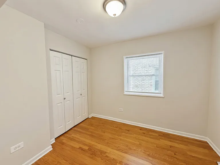 6535 N Mozart St #1F — Photo 10