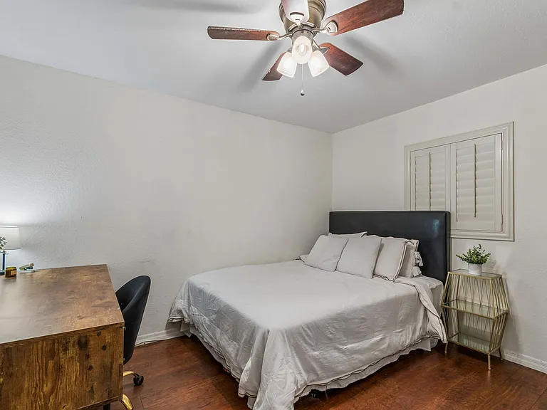 11307 N Boulevard St — Photo 12