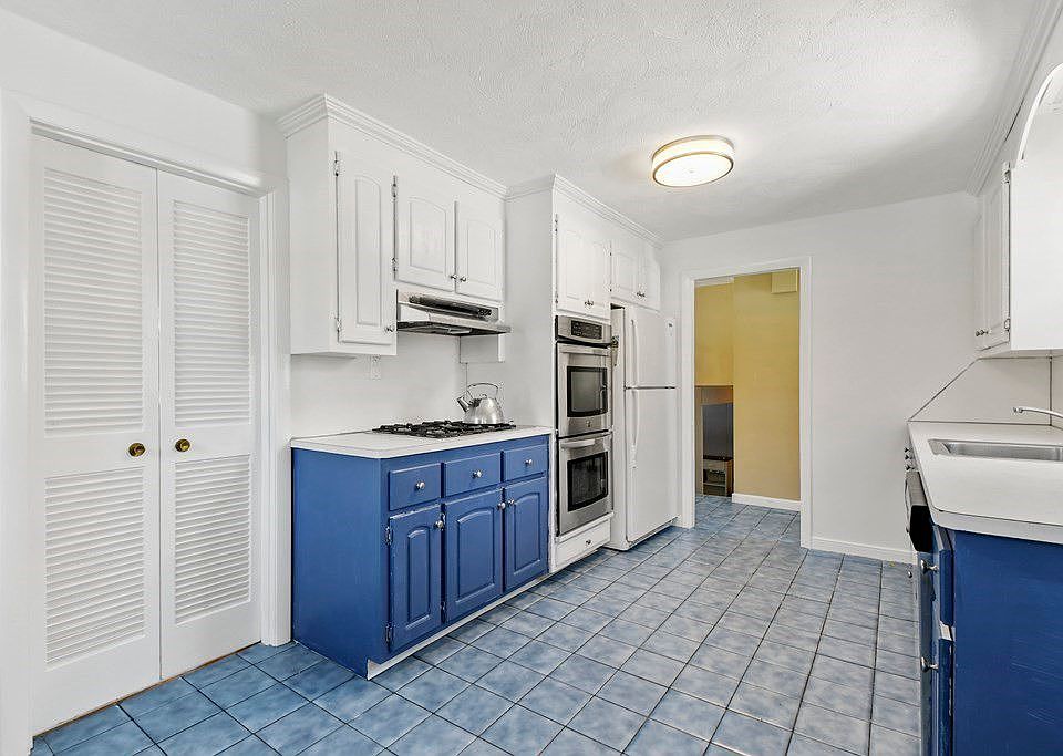 55 Harrow Rd, Norwood, MA 02062 Zillow