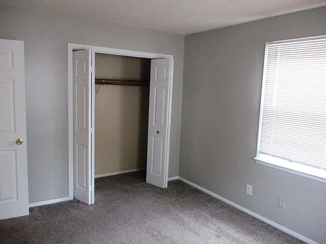 710 Douglas St — Photo 7