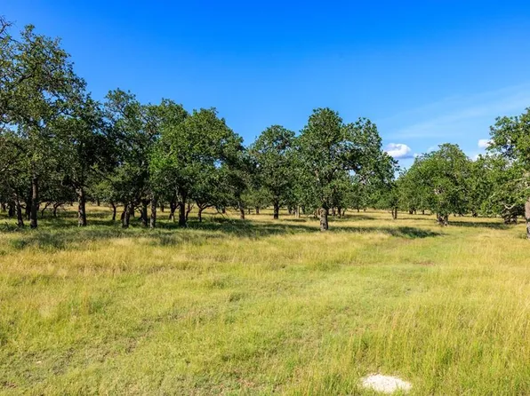 11470 N Us Highway 87, Fredericksburg, TX 78624