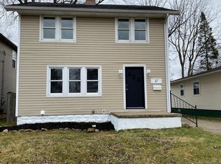 47 Devonshire Dr, Akron, OH 44312