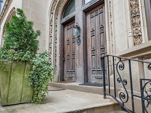 5th image of 2030 Walnut St