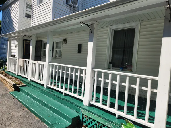 106 Schuyler St, Lake George, NY 12845