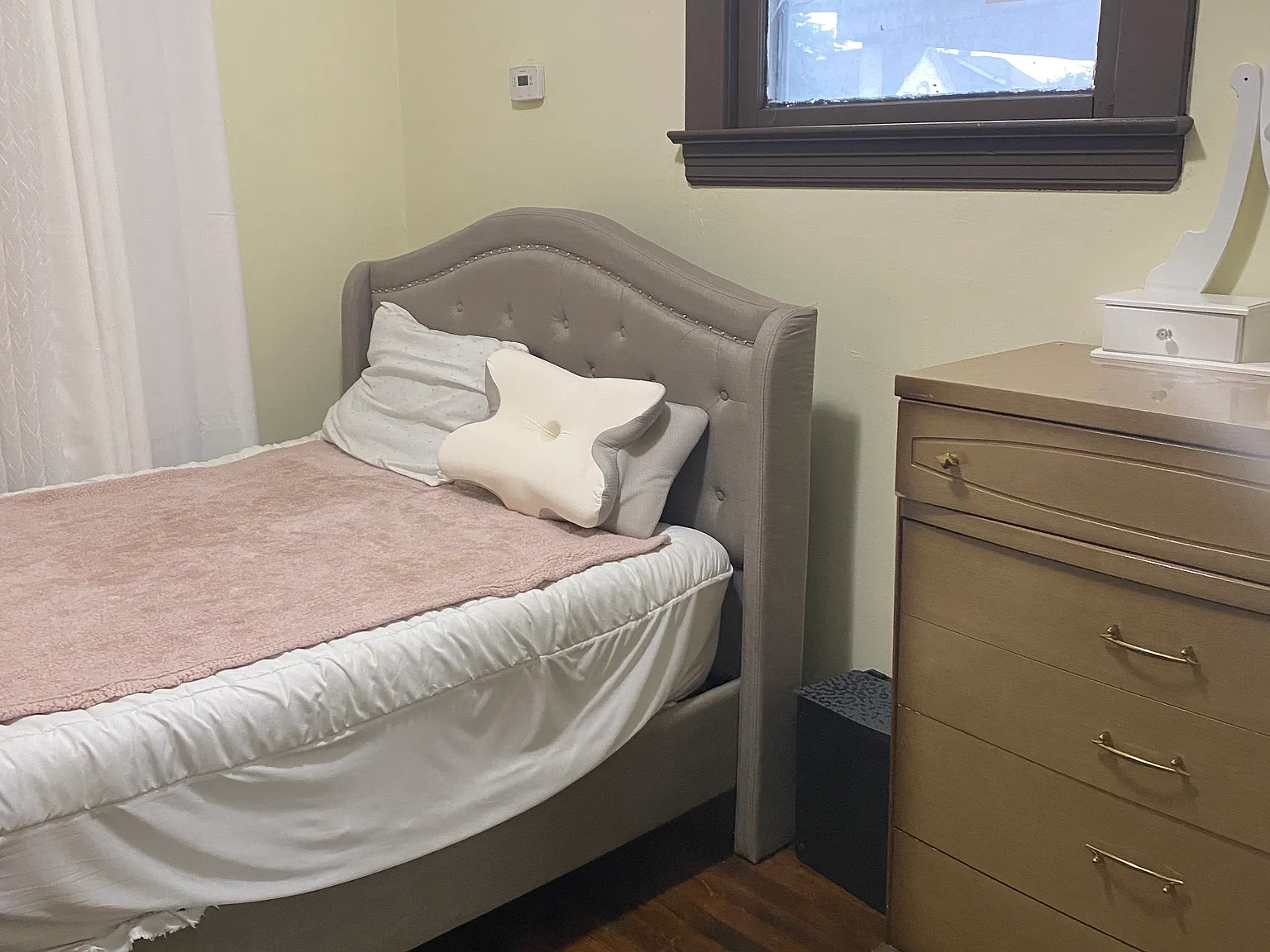 2 bed, $700 — Photo 4