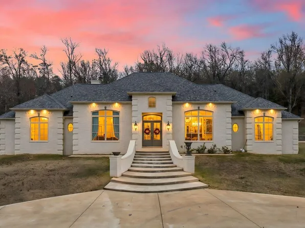 179 Goshen Valley Dr, Mayflower, AR 72106