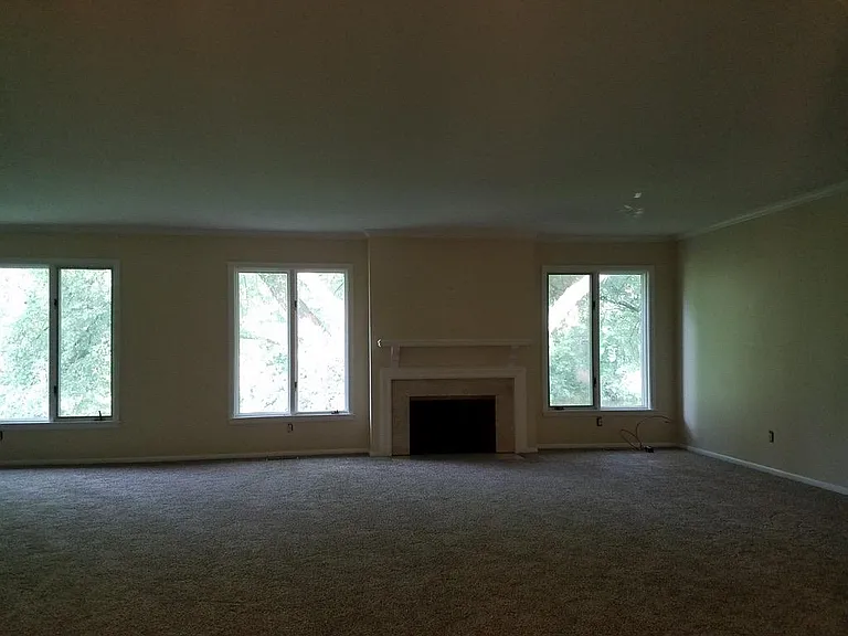 5311 Malibu Dr — Photo 15