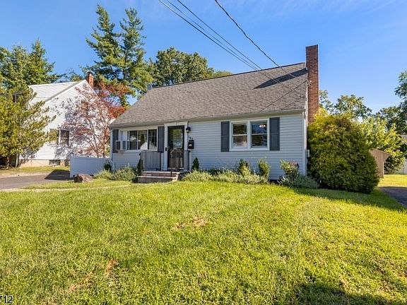 2nd image of 162 Harding Ave