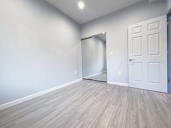 5th image of 165 Stockholm St #2