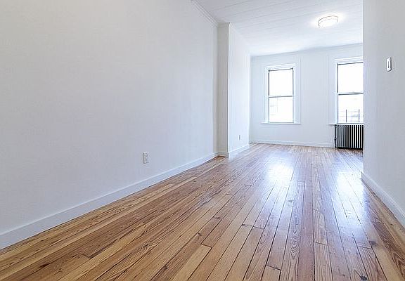 4th image of 17 Clifford Pl APT 3R