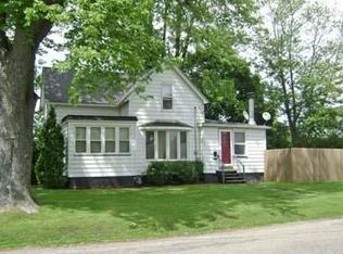 507 S Line St, Knoxville, IL 61448