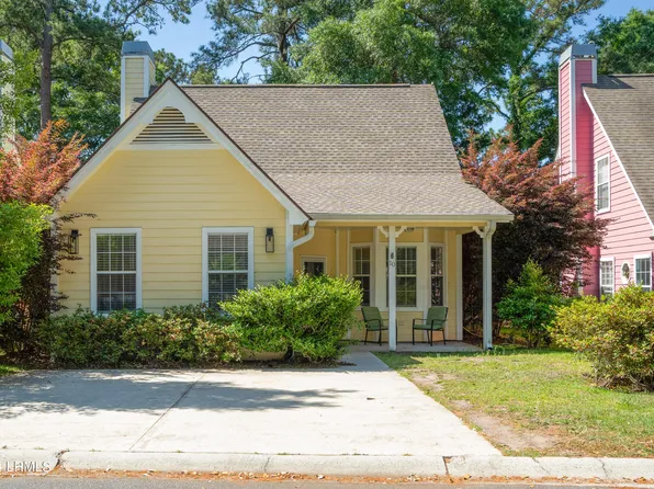 10 Mariners Ct, Pt Royal, SC 29935