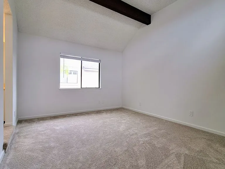14575 S Bascom Ave — Photo 31