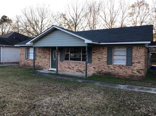 1729 Dolphin Dr, Gautier, MS 39553