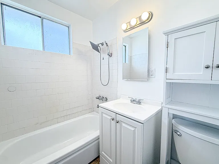 3509 Edgehill Dr #3509 — Photo 7