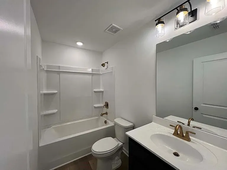 6106 Vaughnmere Way — Photo 3