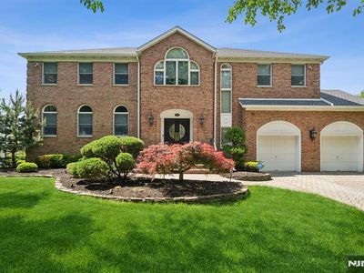 313 Cardinal Pl, Paramus, NJ, 07652