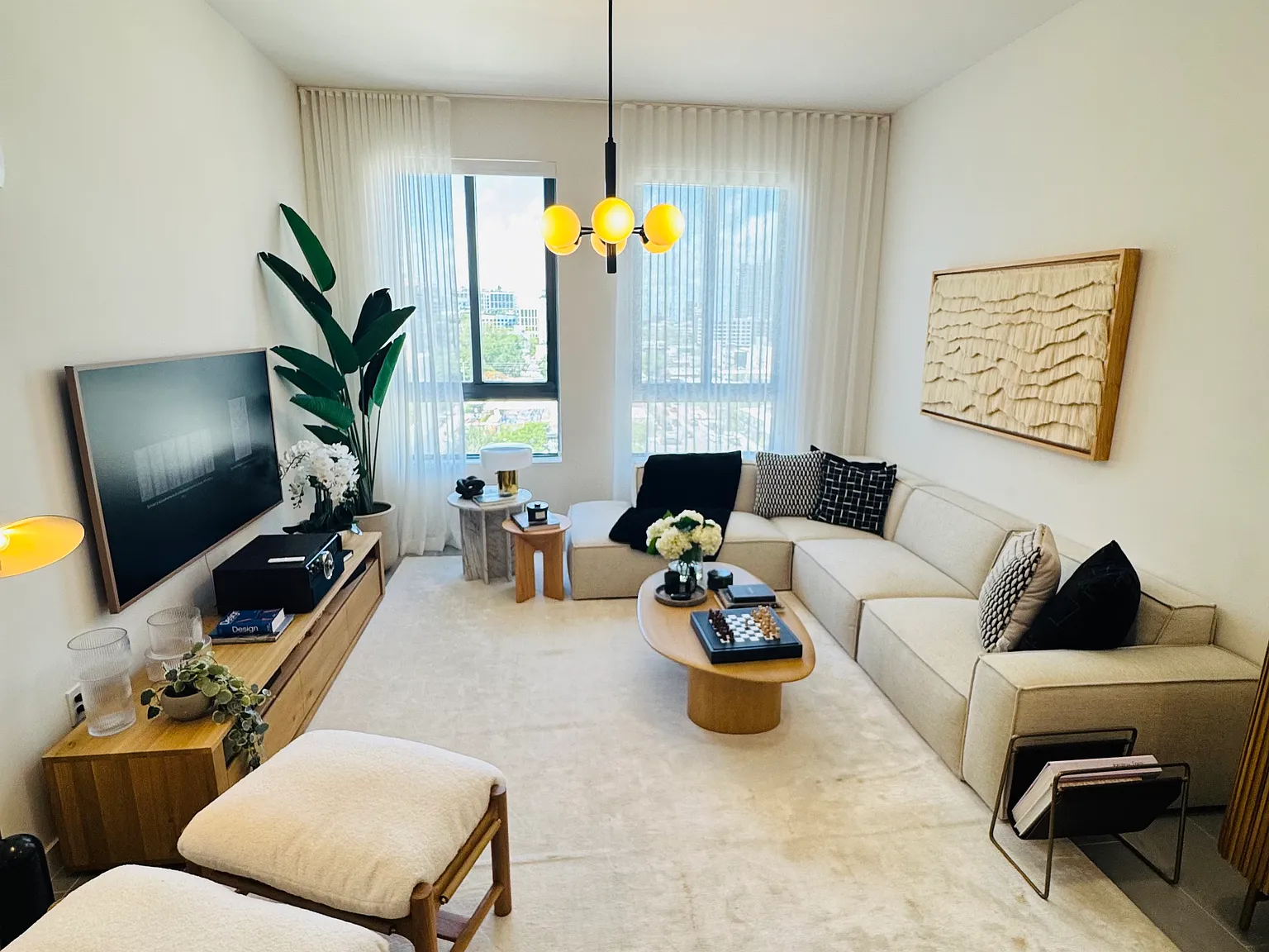 1 bed, 750 sqft, $2,450 — Photo 3