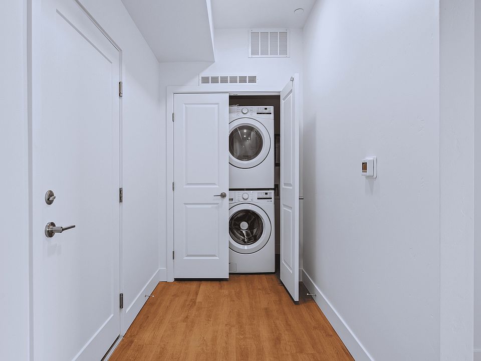 Franklin Interior-15