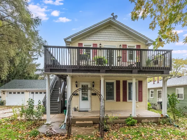 415 E 1st St, Sandwich, IL 60548