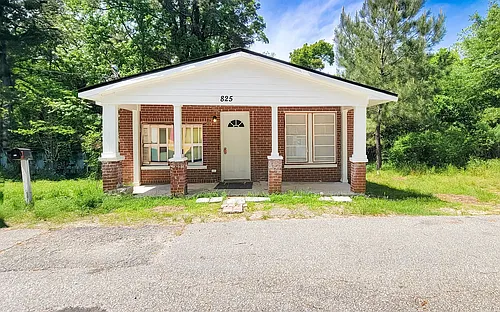 825 13th Ct Photo 1