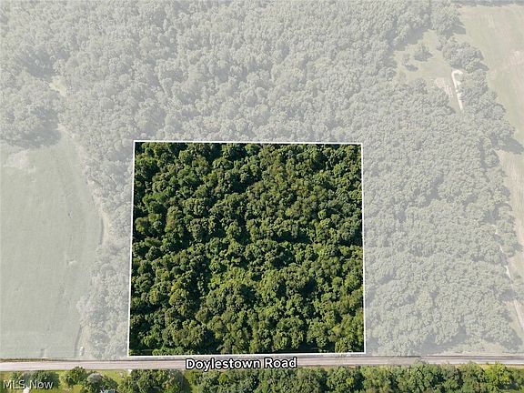 3rd image of 7559 Doylestown Rd
