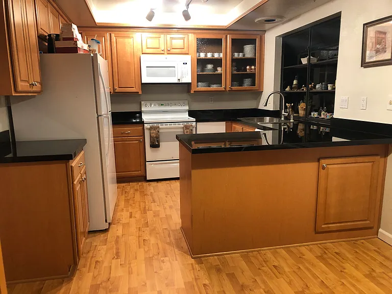 2398 Loment Ct — Photo 8