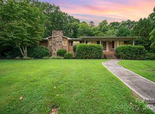 323 Random Dr, New London, NC 28127