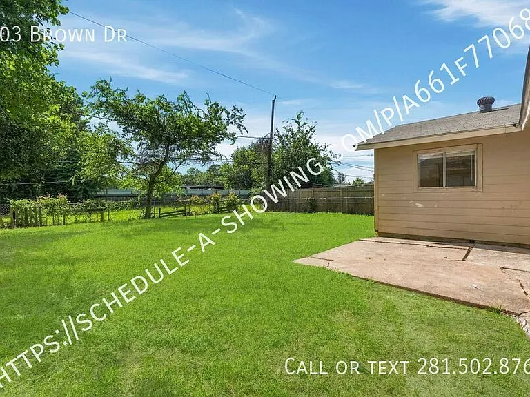 303 Brown Dr — Photo 15