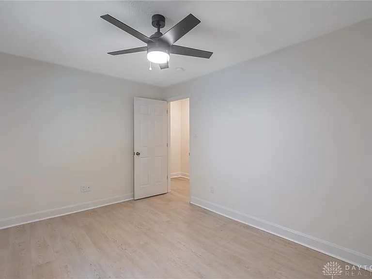 4400-4402 Pinebrook Ct #4402 — Photo 11