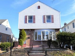12019 222nd St, Jamaica, NY 11411