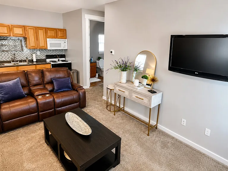 406 Geneva Ave #1A — Photo 3