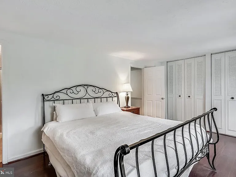 872 Flagler Dr — Photo 11
